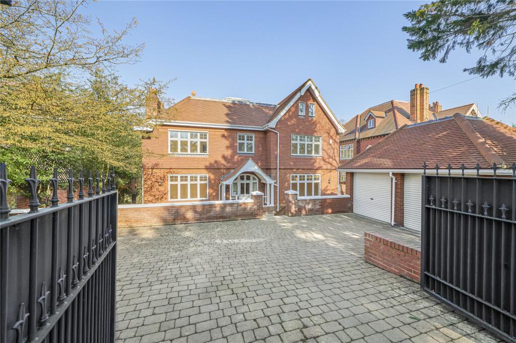 Main image of property: Kingston Vale, London, SW15