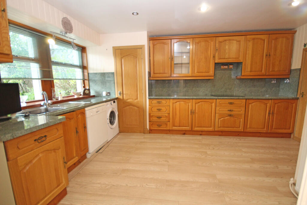 House in Buckie, Buckpool, Moray - More
