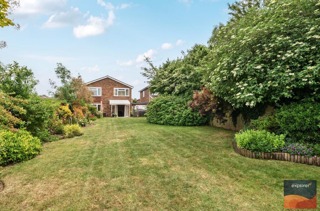 House in Basingstoke and Deane, Basingstoke - View 2