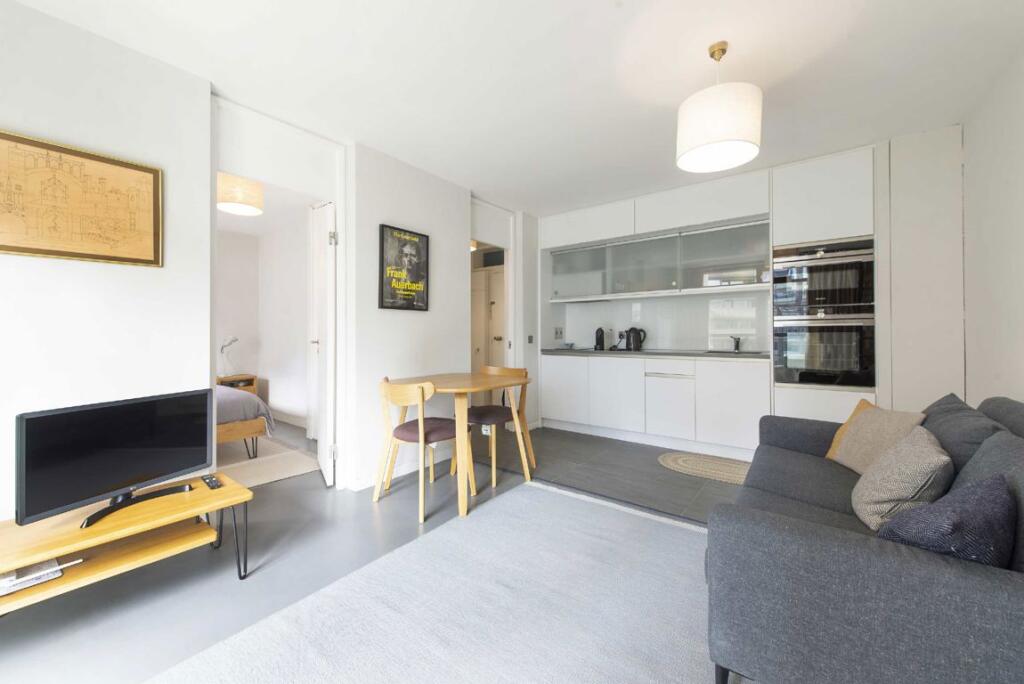 Apartment in London, City of London - View 4