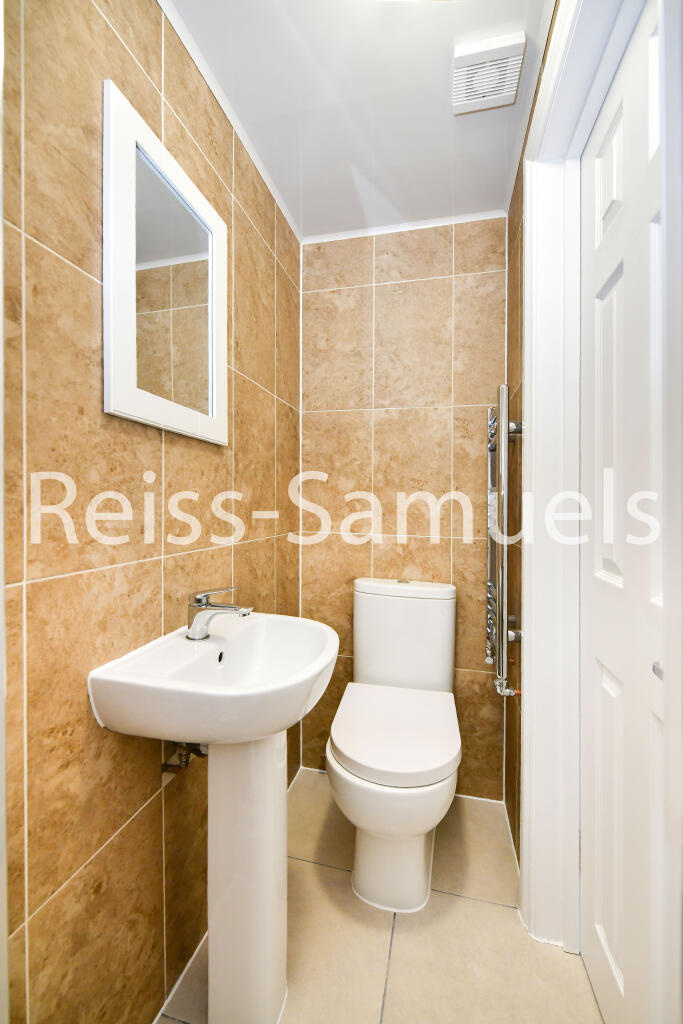 6 bedroom terraced house for rent