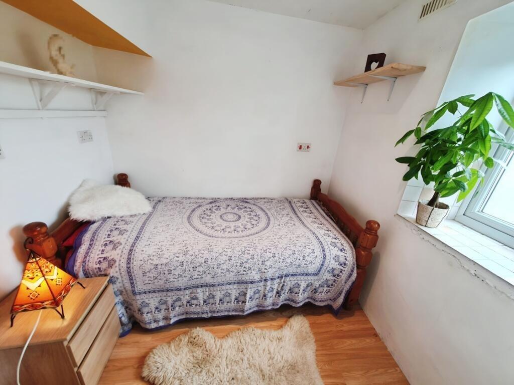House in Falmouth, Comfort, Constantine - More