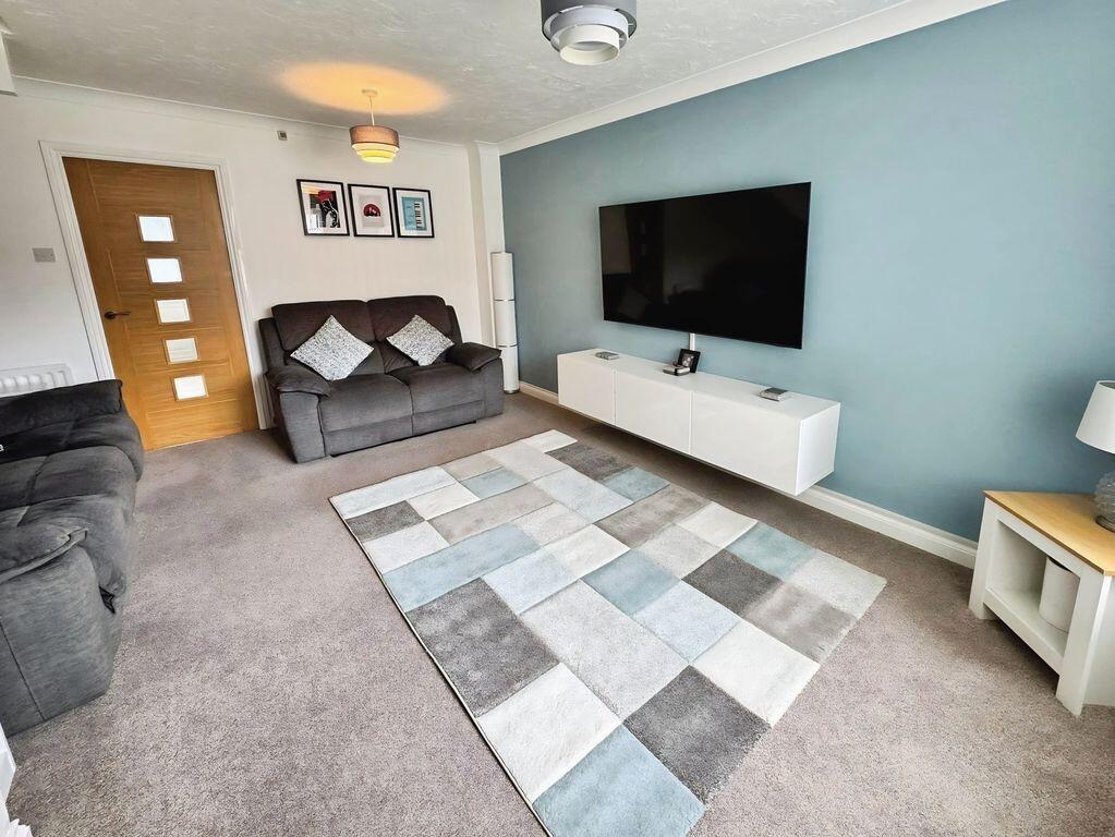 House in Gateshead, Ryton - View 2