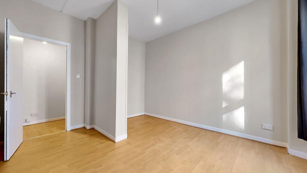 Apartment in Glasgow, Partickhill, Dowanhill - View 4