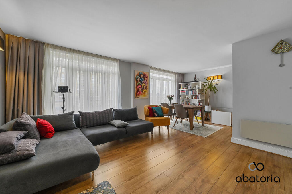 Main image of property: Dundee Wharf, Three Colt Street, Limehouse, E14