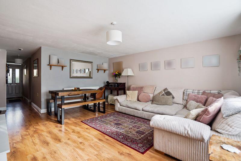 Queensmead Road, Loudwater - View 2