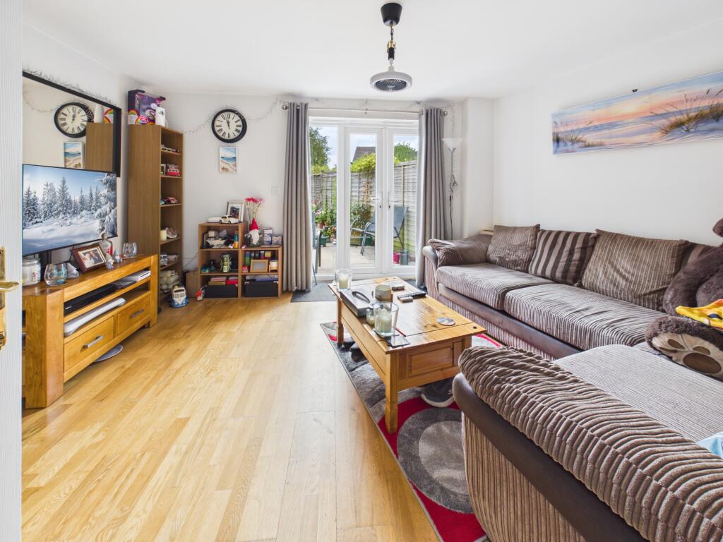 House in Aldermaston, West Berkshire - View 2
