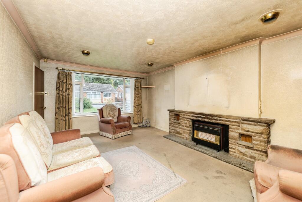 House in Leeds, Upper Green, Morley - View 4