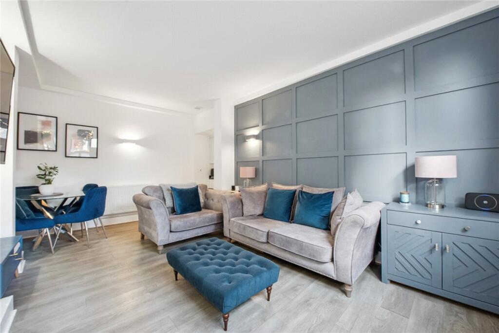 Apartment in Bromley - More