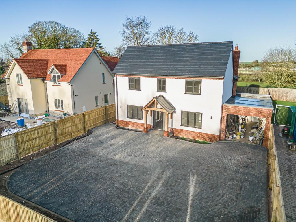 4-bed detached on Gibraltar, Aylesbury, Buckinghamshire, HP17, £895,000