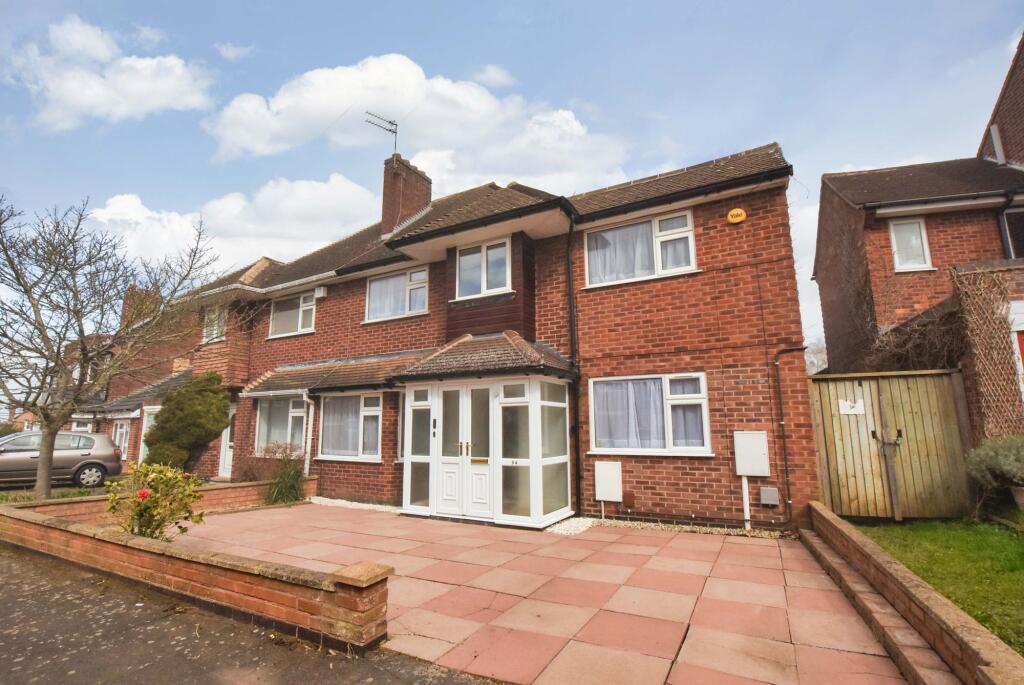 Main image of property: Park Crescent, Oadby, Leicester