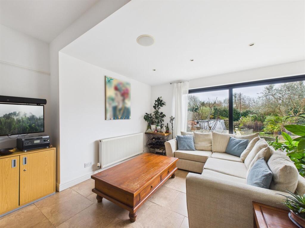 House in Porthcawl - View 5