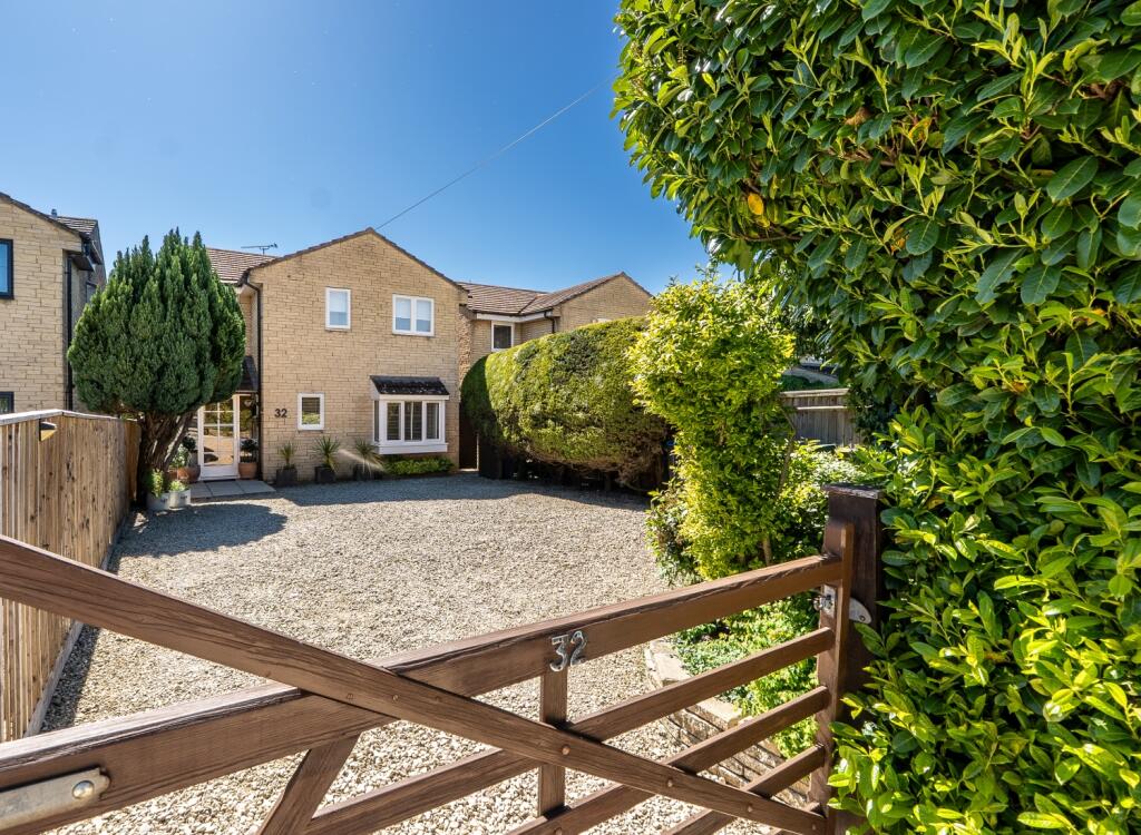 Main image of property: Brize Norton Road, Carterton, Oxfordshire, OX18