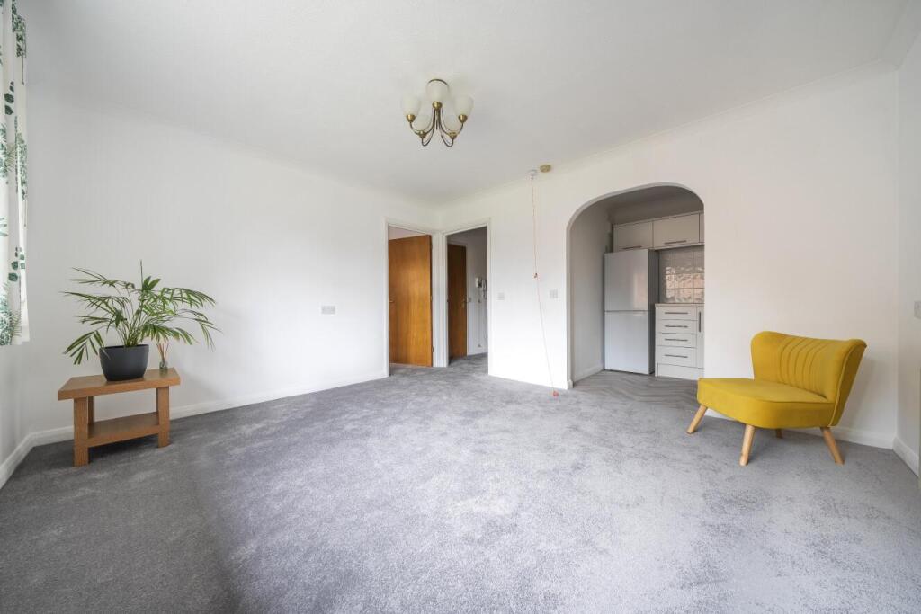 Apartment in London - View 2
