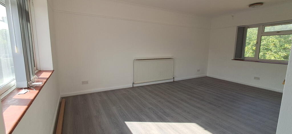 House in Watford - View 4