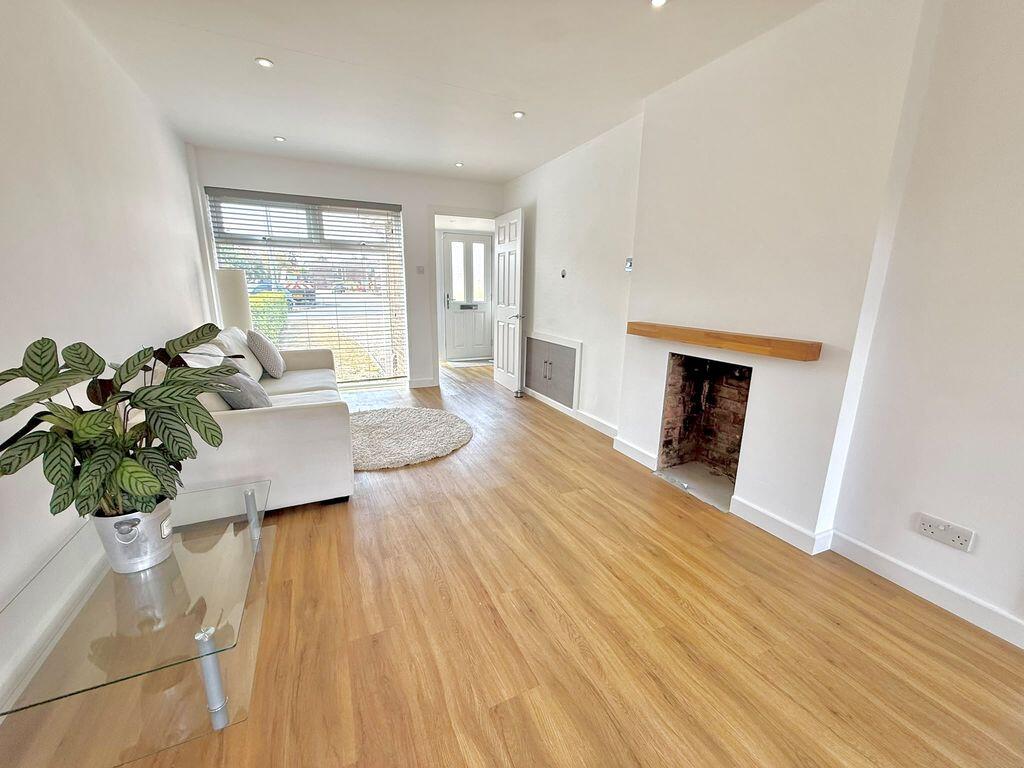House in Dunstable, Central Bedfordshire - View 4