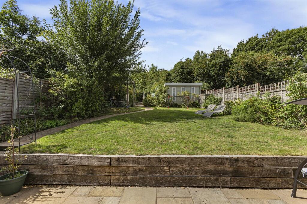 Glebe Road, Bengeo - View 5
