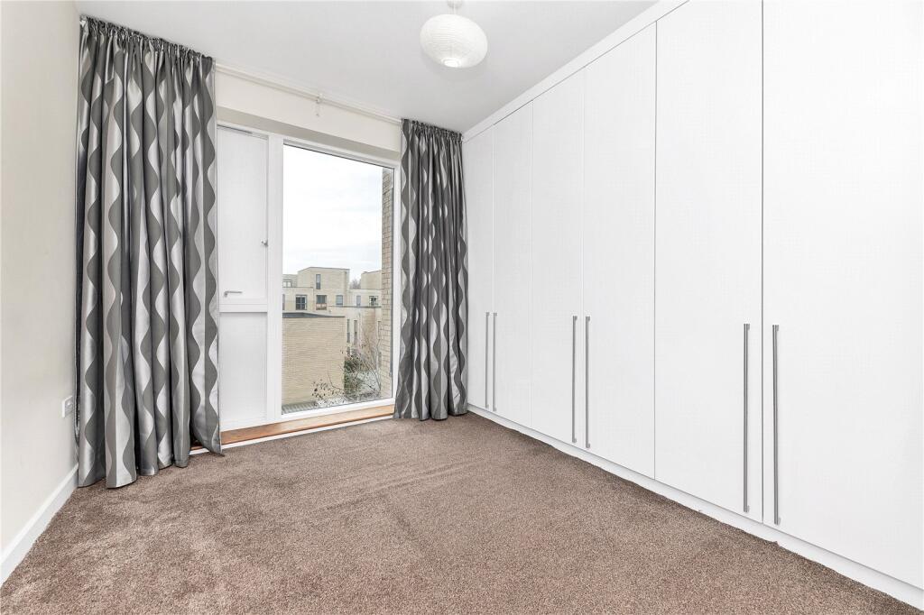 Seekings Close, Trumpington, Cambridge, Cambridgeshire - Mehr