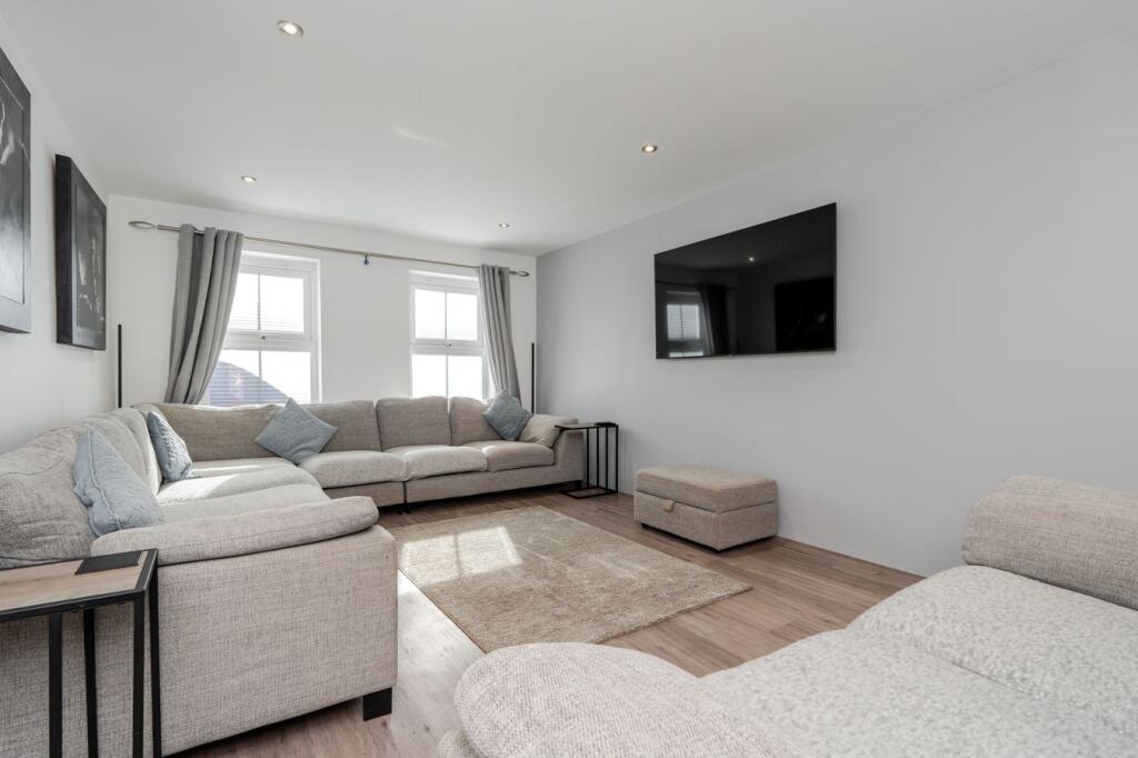 House in Boston, Kirton - View 2