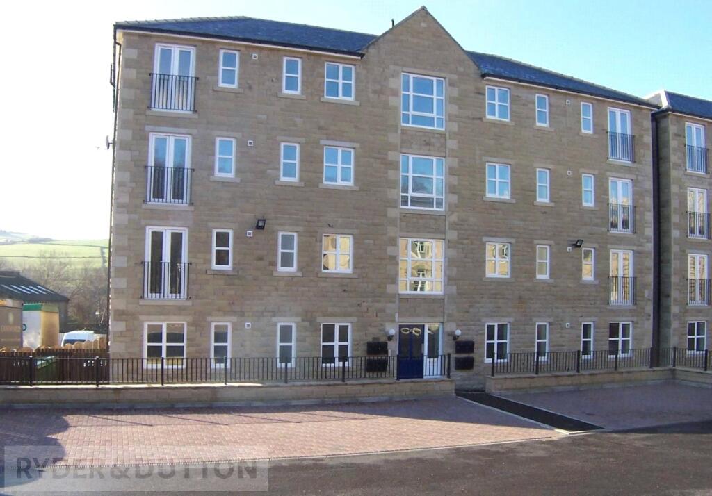 Main image of property: Hopton Views, 97 Huddersfield Road, Mirfield, West Yorkshire, WF14
