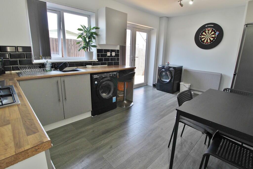 Pendennis Road, Paulsgrove - More