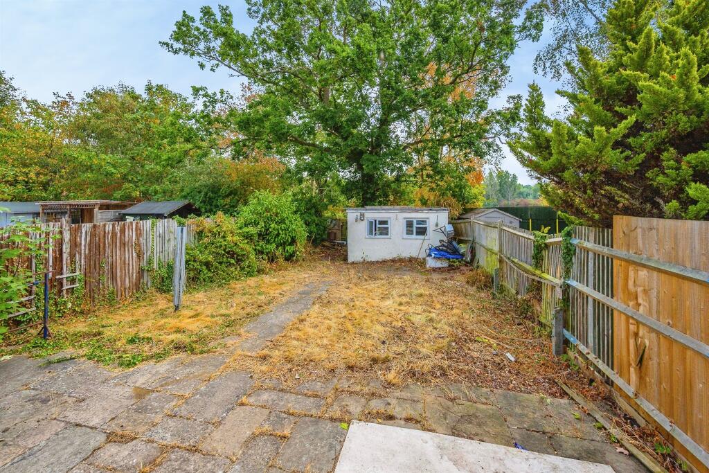 House in Watford - View 4