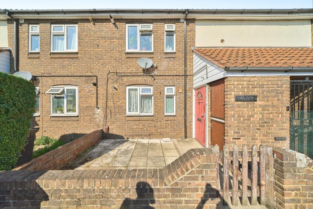 1-bed flat on Crownfield Road, London, E15, £270,000
