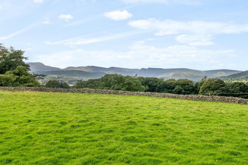 The Crosses, Windermere, Cumbria, LA23 1JU photo 3