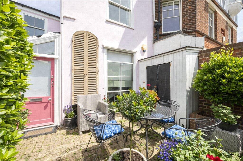 House in London, Wimbledon Village, Raynes Park - View 4