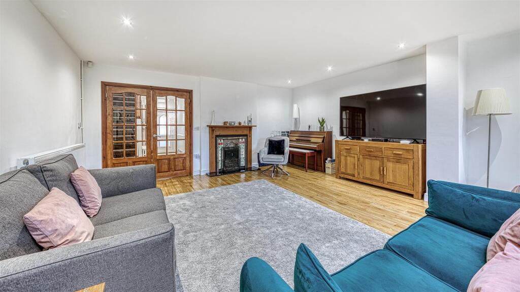 Balmoral Close, Littleover, Derby photo 2