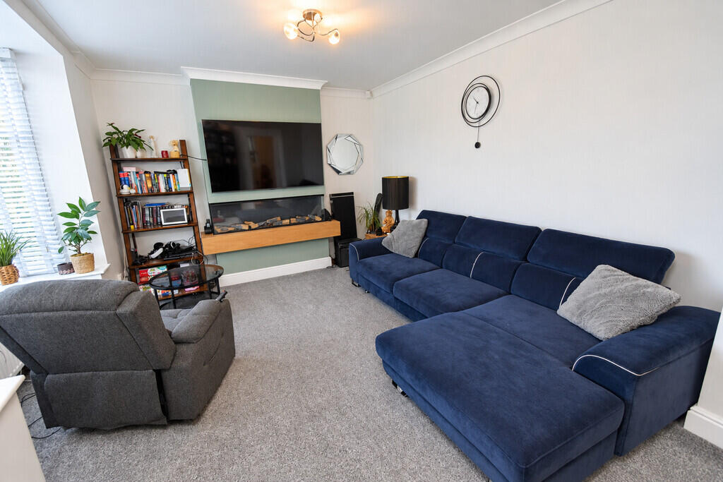 Welwyn Avenue, Shipley photo 2