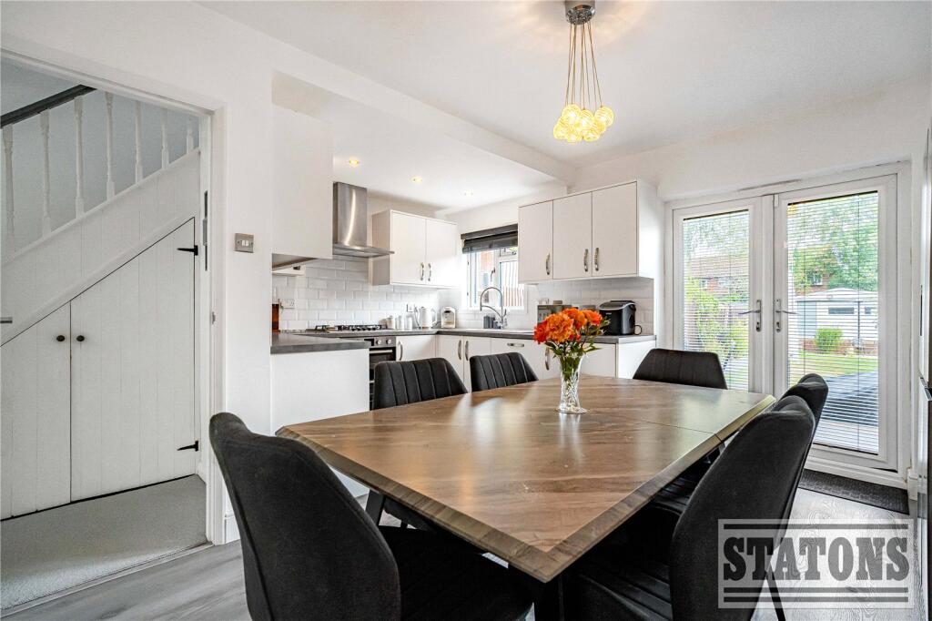 House in Enfield - More