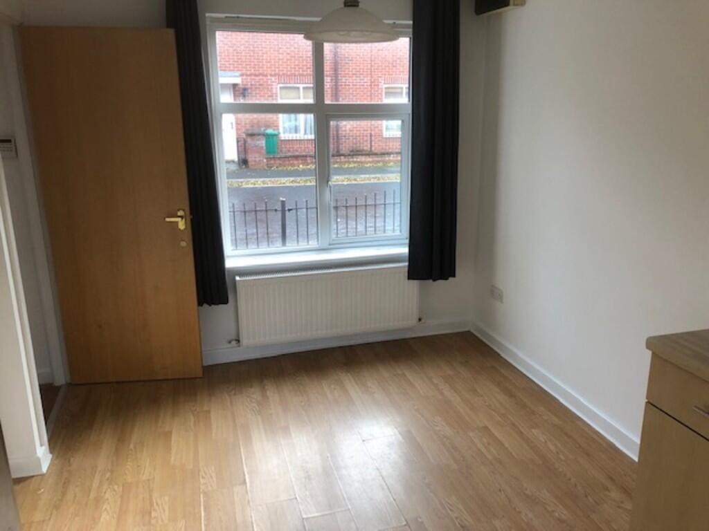 House in Manchester, Hulme - View 3