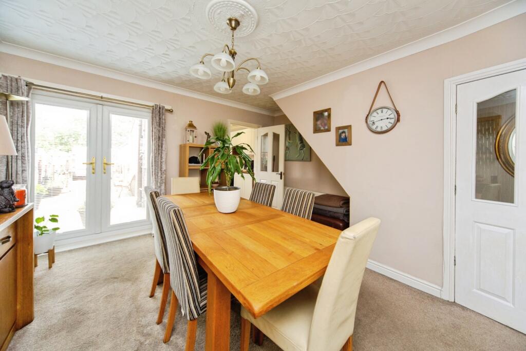 House in St Helens, Liverpool City Region - View 4