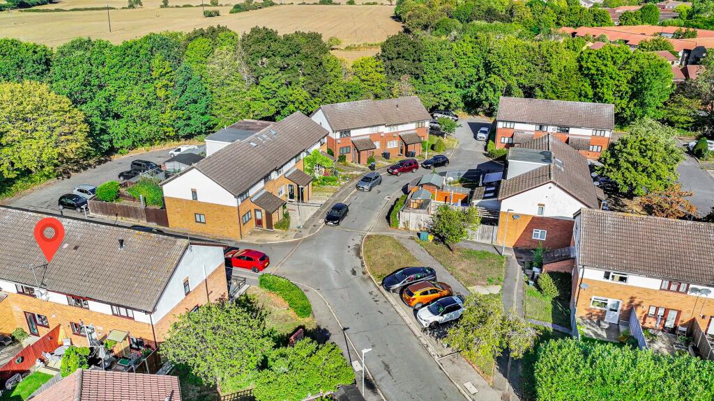House in Harlow, Sumners - View 4