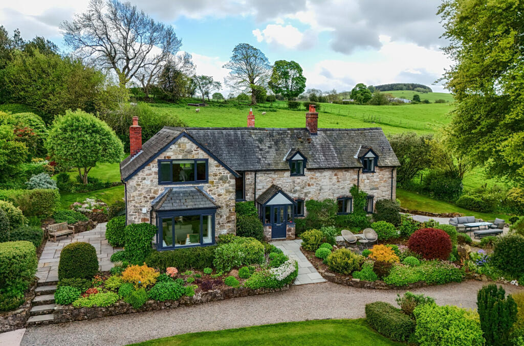 Main image of property: Tynycoed, Bronygarth, Oswestry,