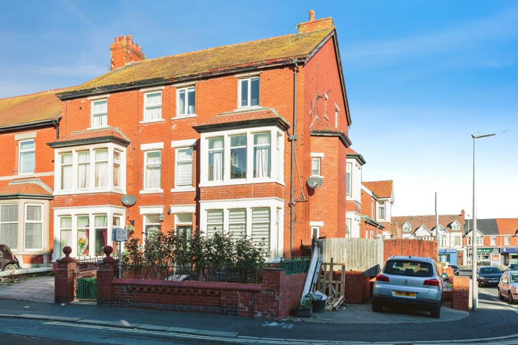 Main image of property: Hesketh Avenue, Bispham, Blackpool, Lancashire, FY2