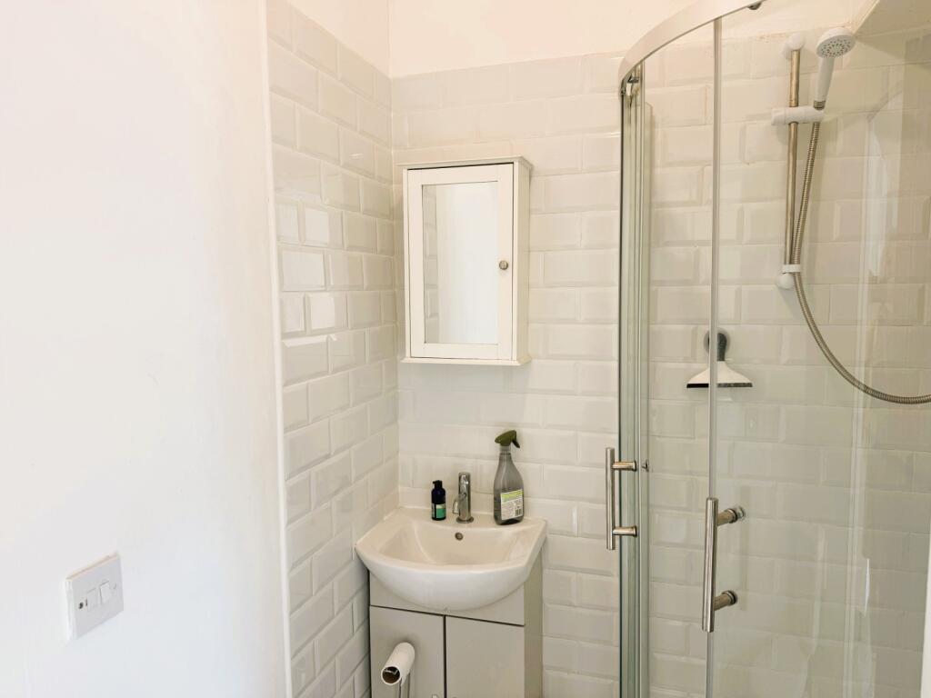 Apartment in Brighton - View 5