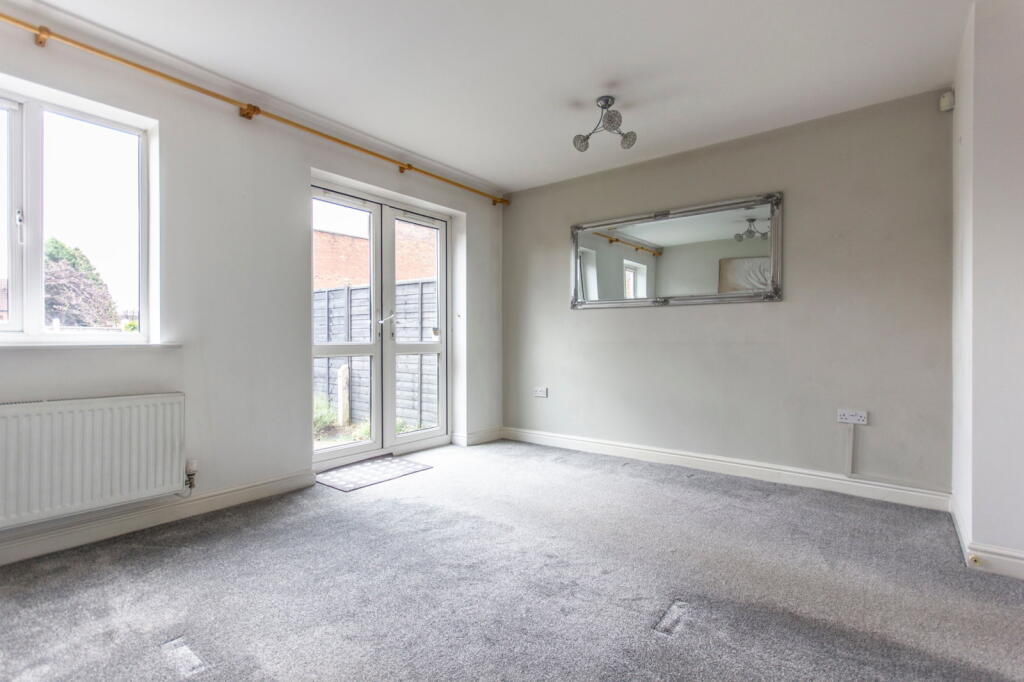 House in Dudley - View 4