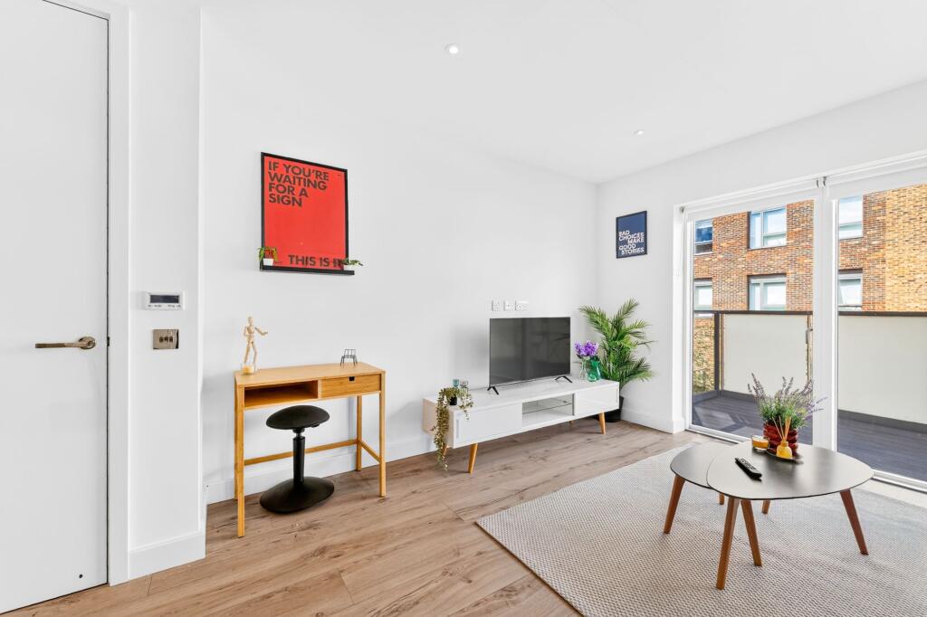 Apartment in London - View 5
