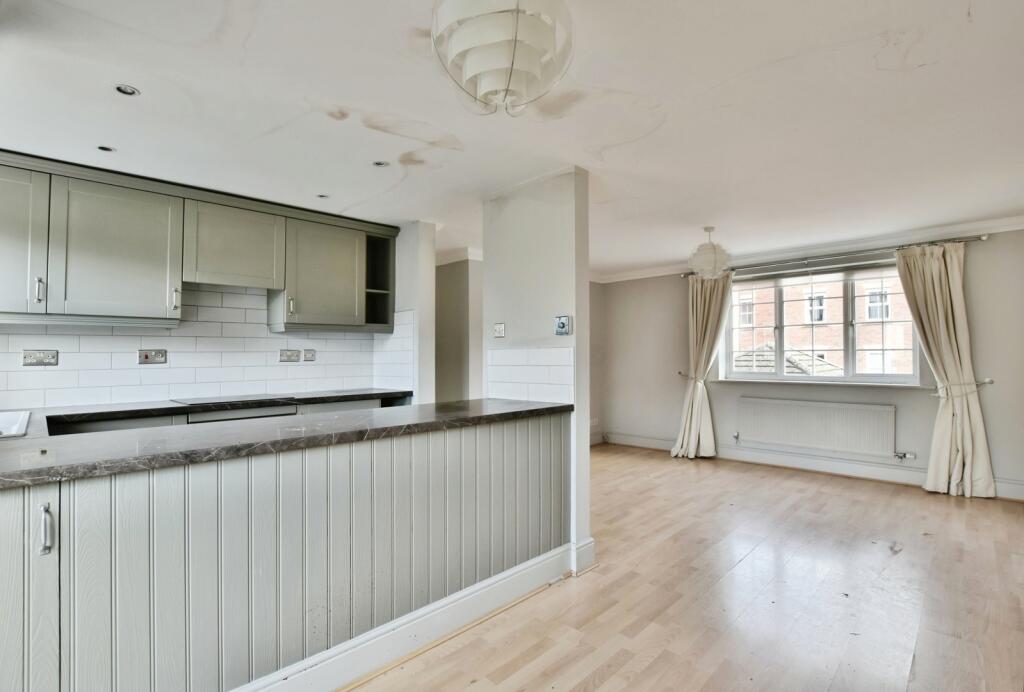 Arderne Place, Alderley Edge, Cheshire, SK9 photo 2