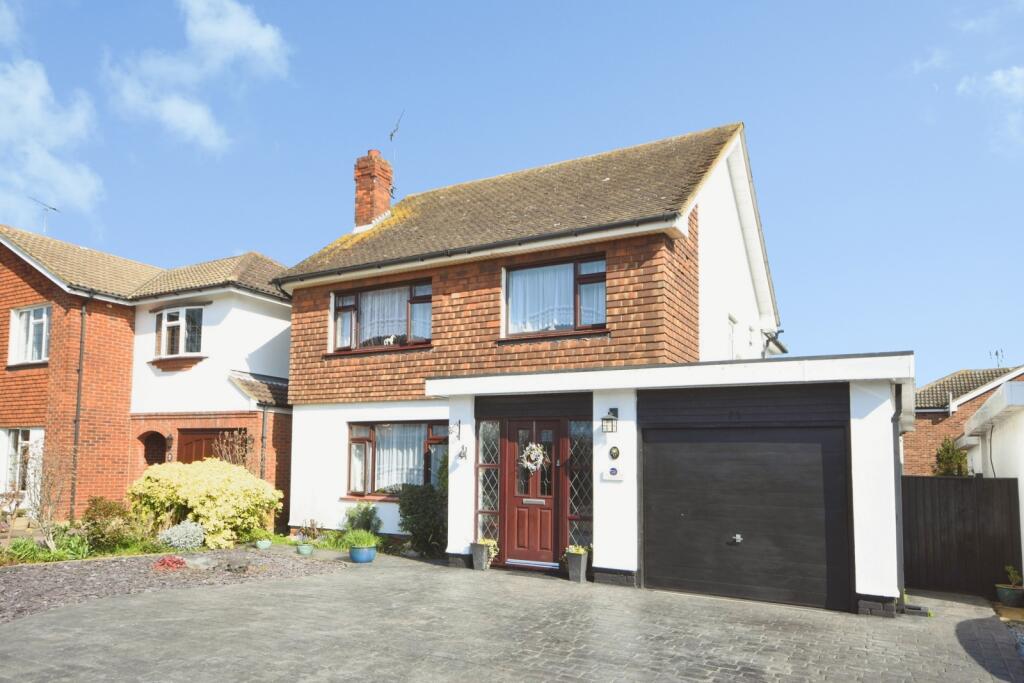 Main image of property: Wansfell Gardens, Thorpe Bay, Essex, SS1