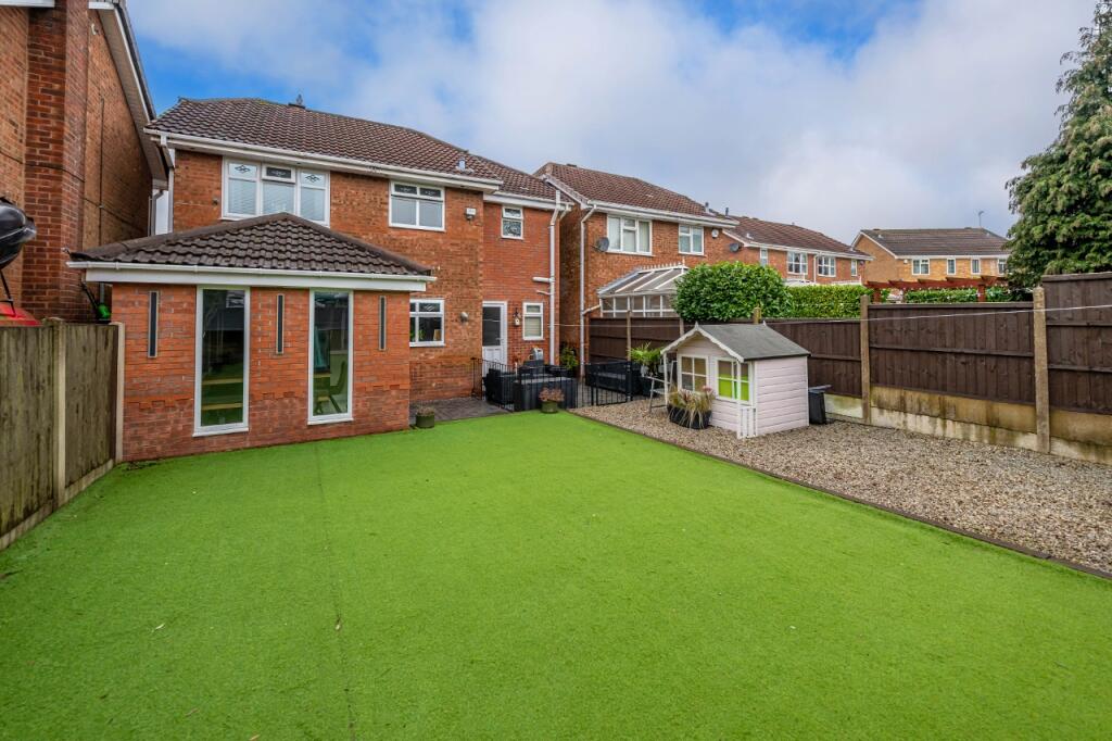 Snowdon Way, Coppice Farm Estate, Willenhall photo 4