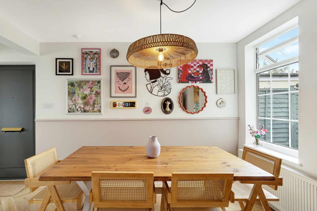 House in Kingston upon Thames - View 4