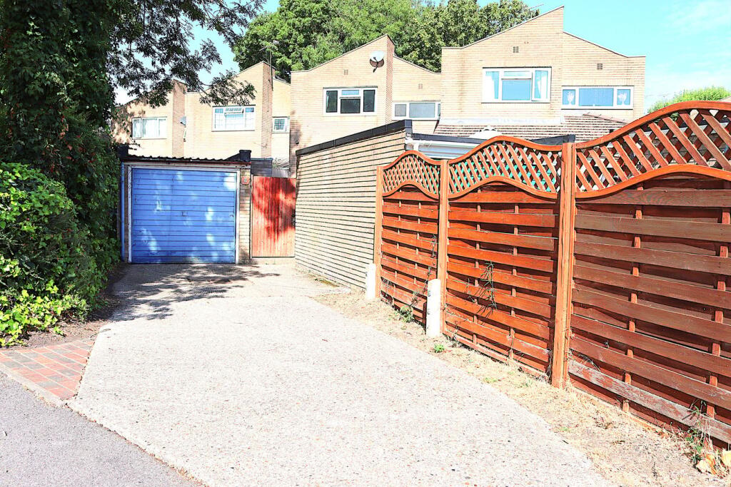 House in Rushmoor, Hampshire - View 2