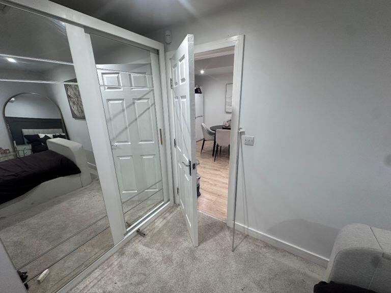 Apartment in Bristol, Manor Farm, Horfield - More