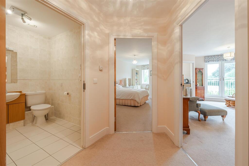 Apartment in Stratford-on-Avon, Wellesbourne CP - View 4