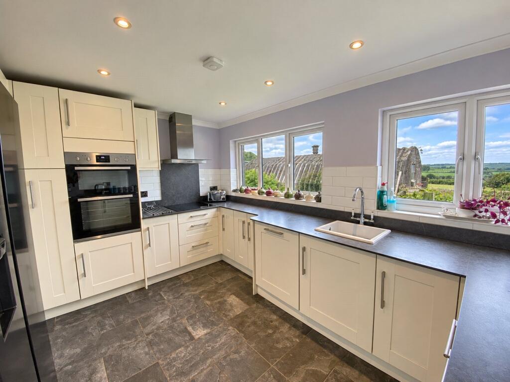 House in Plymouth - View 4