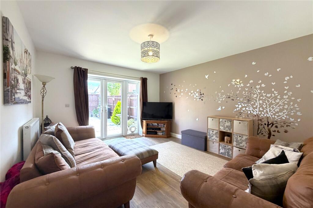 House in Guildford, Ash - View 3