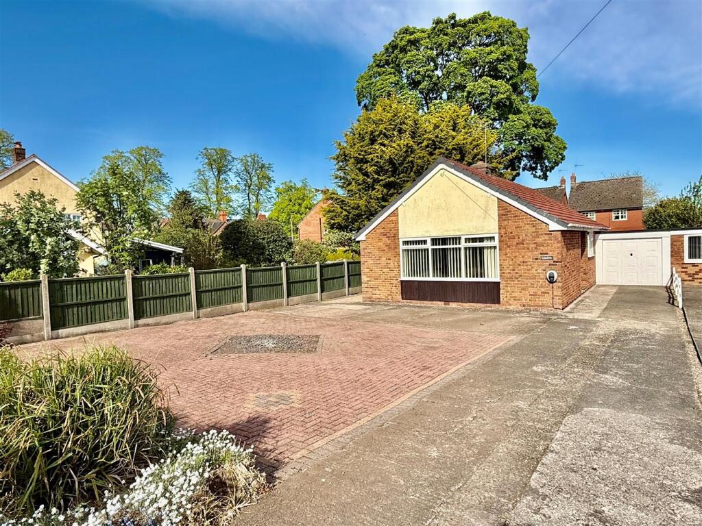 Main image of property: Castle Crescent, Chirk, Wrexham